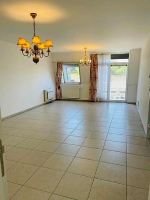 Appartement te huur - Photo 1