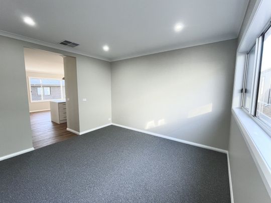 22 Wylie Street, Baranduda VIC 3691 - House For Rent | Domain - Photo 1