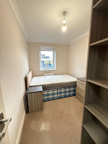 3 Bed Flat, Vancouver Quay, M50 - Photo 3