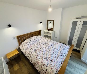 3 bedroom terraced house to rent - Photo 3