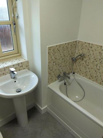 3 bedroom house to rent - Photo 4