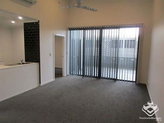 Create Listing$500pw 1bedroom + 1 study room - Photo 1