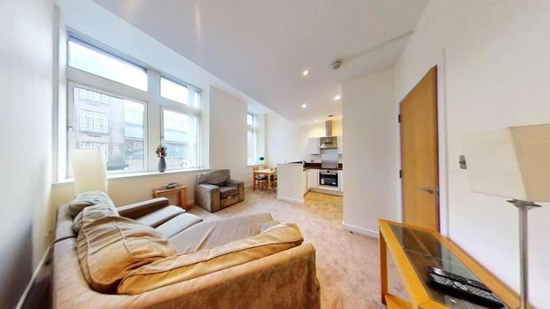 2 bedroom flat to rent - Photo 1