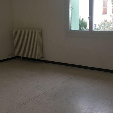 Location Appartement P3 Nimes - Photo 1