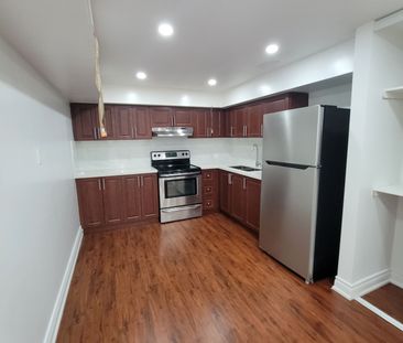 For Lease - 1 Netherway Crescent, Ajax, Ontario - Photo 4