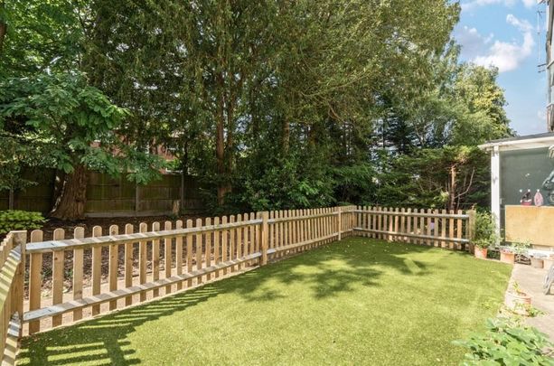 2 bedroom maisonette to rent - Photo 1