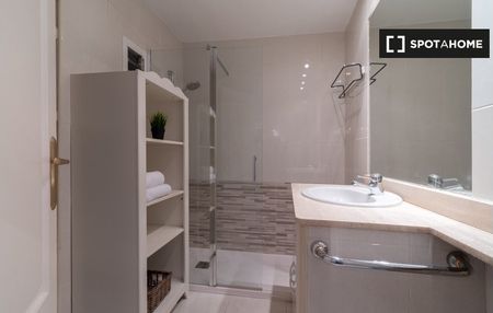 madrid, Community of Madrid 28036 - Photo 3