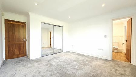 2 bedroom flat to rent - Photo 5