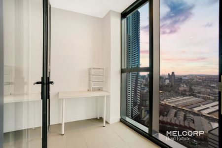 SWANSTON CENTRAL - FURNISHED APARTMENT IN HEART OF IT ALL - Photo 5