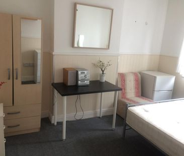 1 bedroom detached house to rent - Photo 1