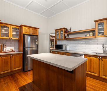 Charming Queenslander with Expansive Entertaining and Timeless Char... - Photo 4