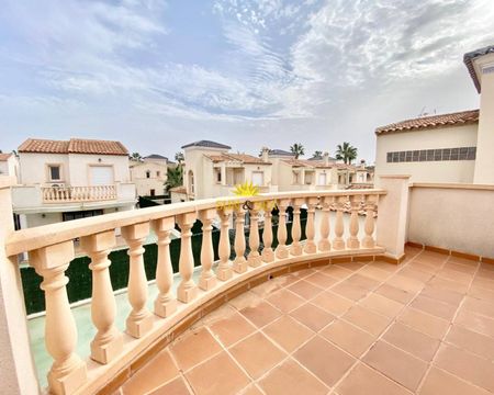 2 BEDROOM VILLA - GUARDAMAR DEL SEGURA - Photo 2