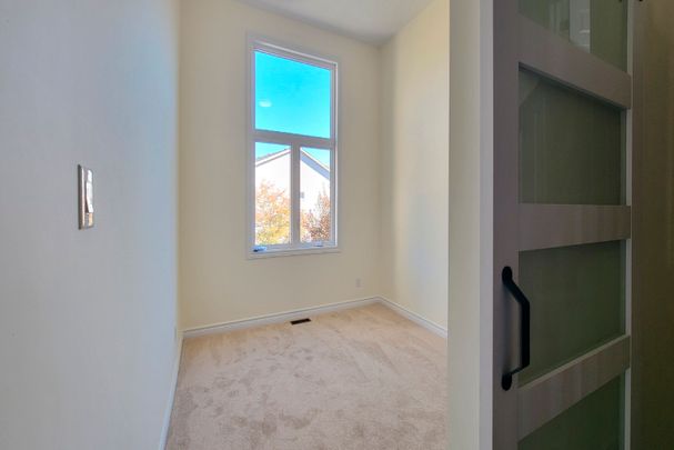 For Lease - 172 Parkrose Private, Orleans - Cumberland and Area, Ontario - Photo 1