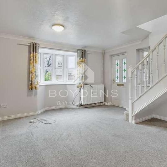 Victoria Gardens, Highwoods, Colchester, Essex, CO4 - Photo 1