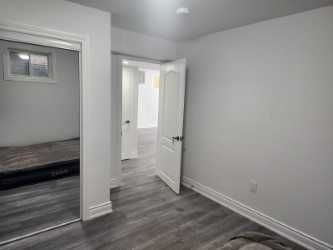 For Lease - 8 Benhurst Crescent, Brampton, Ontario - Photo 3