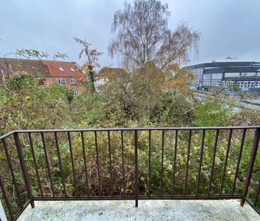 Indbydende 2-værelses lejlighed med skøn atmosfære - Photo 4