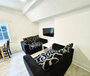 3 bedroom end of terrace house to rent - Photo 6