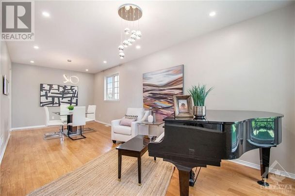 For Lease - 208 Kinloch Court, Barrhaven, Ontario - Photo 1