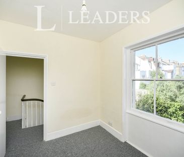 1 bedroom flat to rent Guildford Road - Photo 6