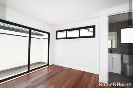 4/33 Hillcrest Grove, Springvale, VIC 3171 - Photo 4