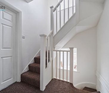 6 bedroom house to rent - Photo 1