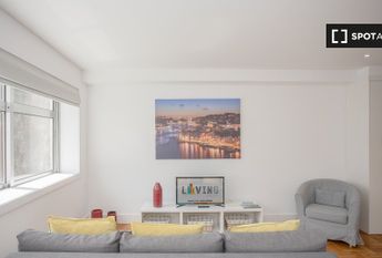 Mieszkanie na wynajem - 45 m² - 1 pokój Porto Porto