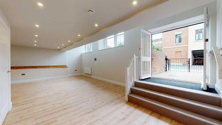 3 bedroom apartment to rent - Photo 2