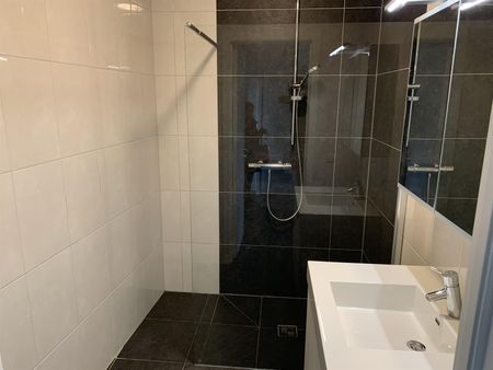 Gezellig en instapklaar appartement in het centrum van Tessenderlo-Ham - Photo 4