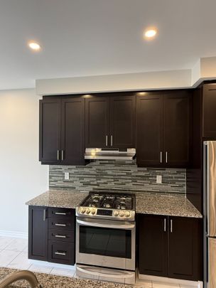 For Lease - 42 Faust Ridge, Vaughan, Ontario - Photo 1