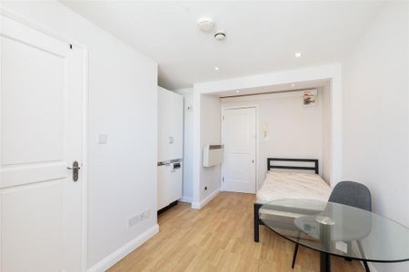 Studio to rent - Photo 3