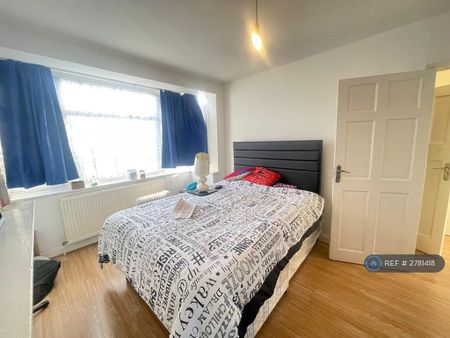 5 bedroom terraced house to rent - Photo 4
