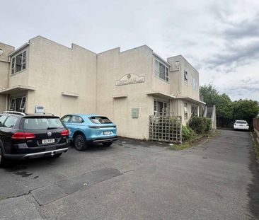 14D Gladstone Rd 3 Bedroom Apartment. - Photo 1