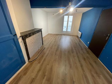 Location Appartement 1 pièce 26m² LA FERTE GAUCHER 77320 - Photo 3