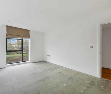 Point Wharf Lane, TW8, London - Photo 1
