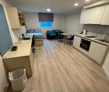 Ensuite Silver - Photo 2