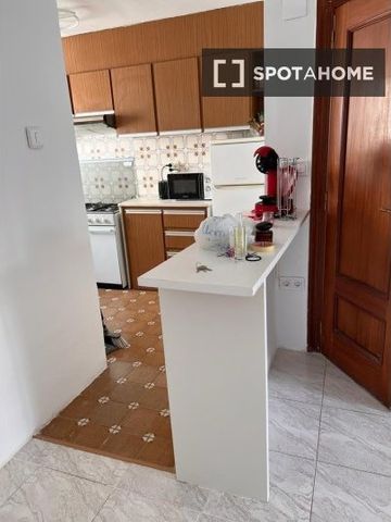 valencia, Valencian Community 46024 - Photo 5