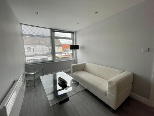 1 bedroom apartment to rent - Photo 1