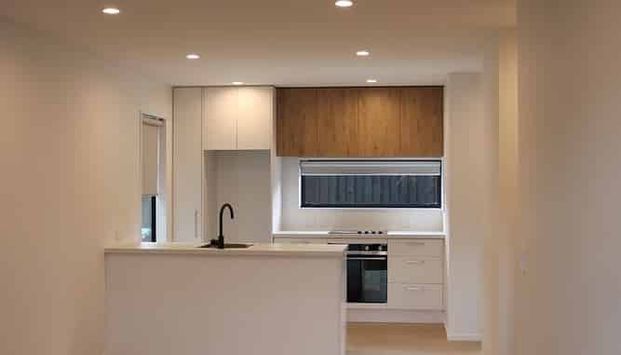3 Bedroom Townhouse - Photo 1