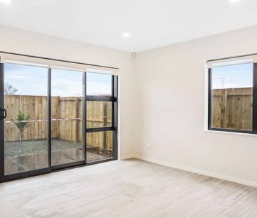 Otara living! - Photo 2