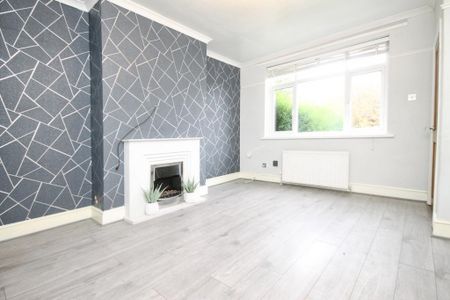 2 bedroom semi-detached house to rent - Photo 4