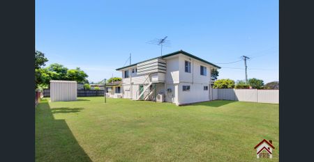 CLOSE TO EVERYTHING - LEAVE THE CAR AT HOME - Photo 5