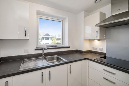 1 bedroom retirement property to rent - Photo 3