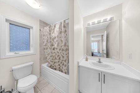 For Lease - 941 Rexton Drive, Oshawa, Ontario - Photo 4