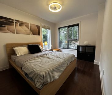 Condo 2 chambres offert en location complètement meublé - Photo 1