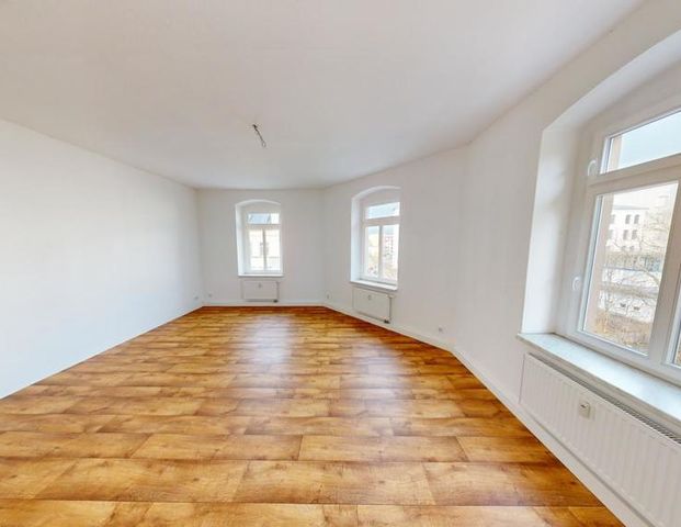 Großzügige 2-Raum-Altbauwohnung nahe Brühl-Boulevard - Foto 1