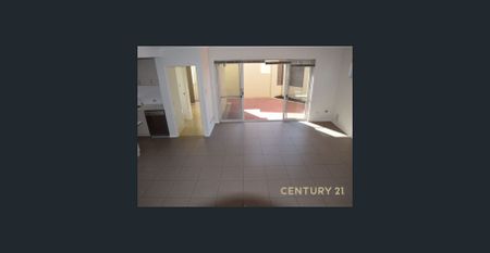 Spacious unfurnished 3-Bedroom 2 bath home for Rent in Charming Rivervale - Photo 2