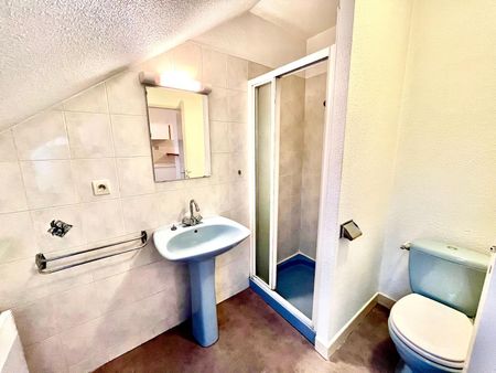 Location Appartement 2 pièces 34m² BRIVE LA GAILLARDE 19100 - Photo 2