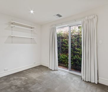 44A Lilydale Grove, Hawthorn East VIC 3123 - House For Rent | Domain - Photo 3
