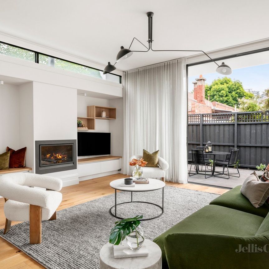 67 Hope Street, South Yarra - Photo 1