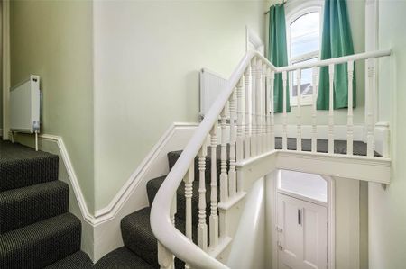 1 bedroom property to rent - Photo 3